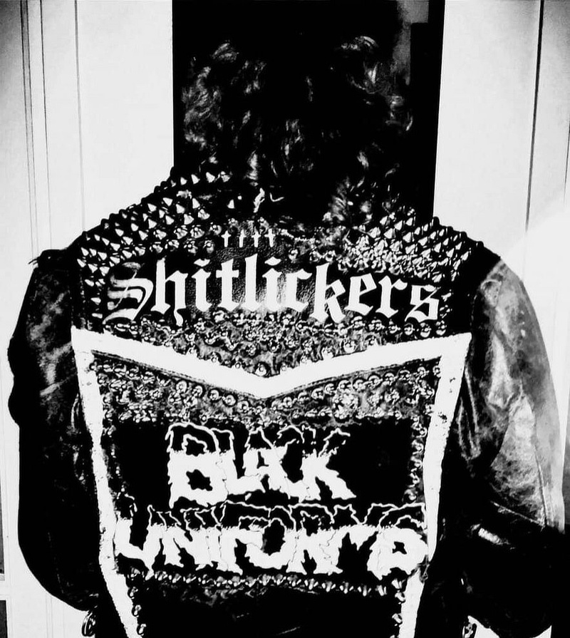 A photo of Patrik taken from behind